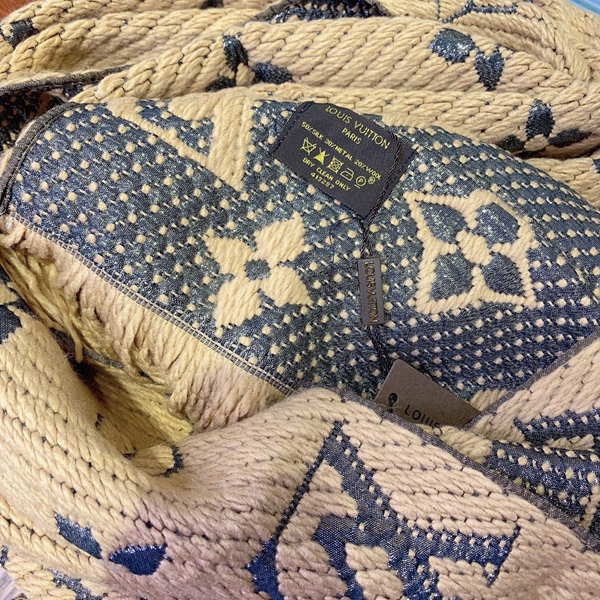 ブランドマフラー素材ディテール